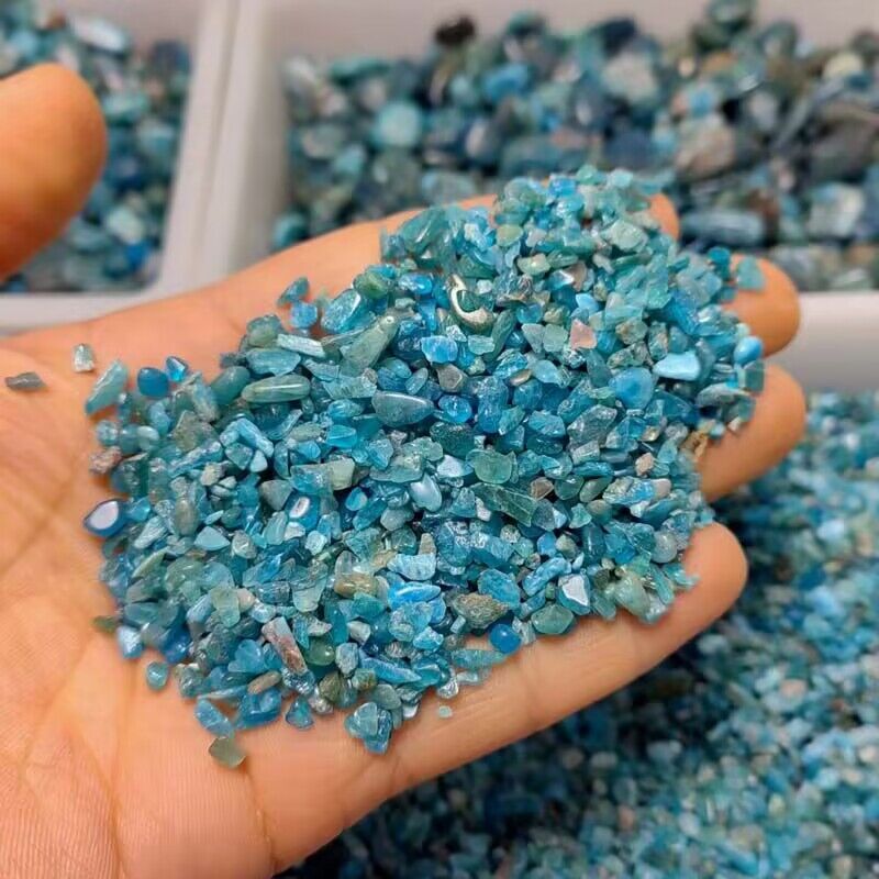 رقائق كريستال الأباتيت الأزرق  - مراجعة Planted Aquarium Materials وسعره