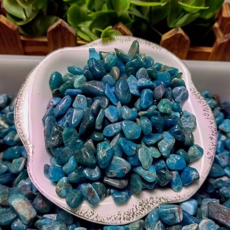 رقائق كريستال الأباتيت الأزرق  - مراجعة Planted Aquarium Materials وسعره