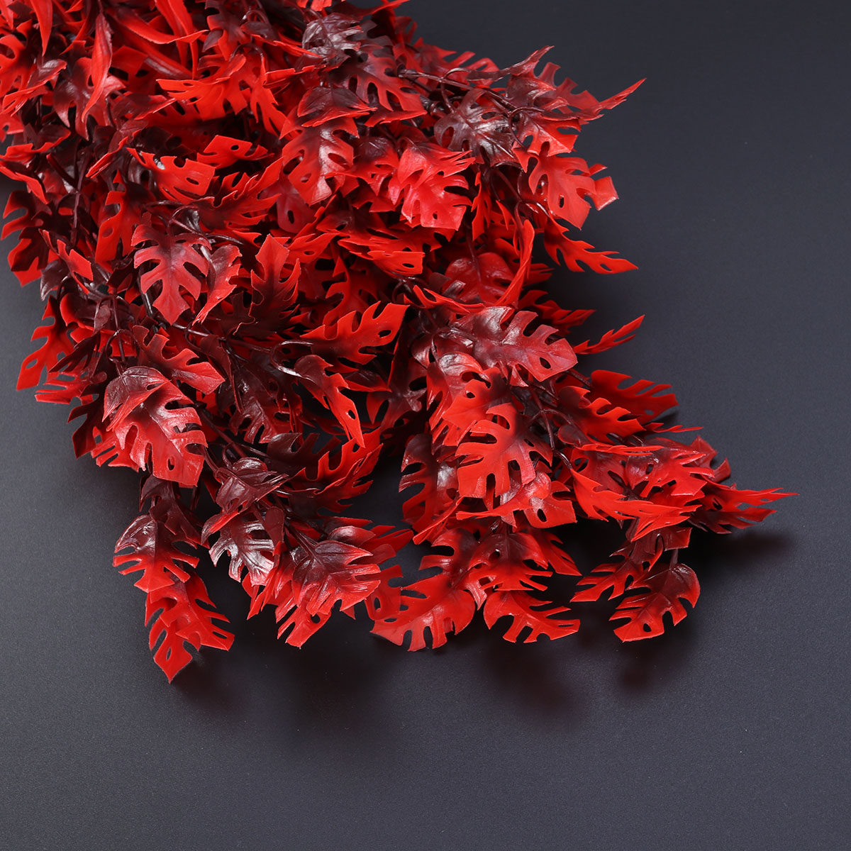 نباتات اصطناعية لحوض السمك بطو - مراجعة Aquarium Plant Red وسعره